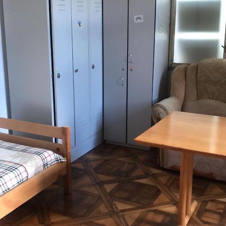 Hostel Mif Ивано-Франкивск Екстериор снимка
