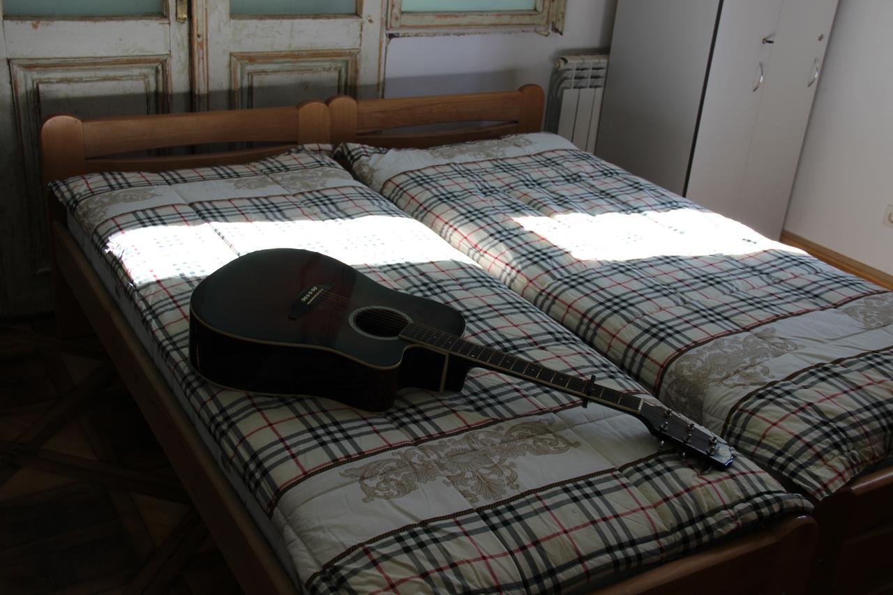 Hostel Mif Ивано-Франкивск Екстериор снимка